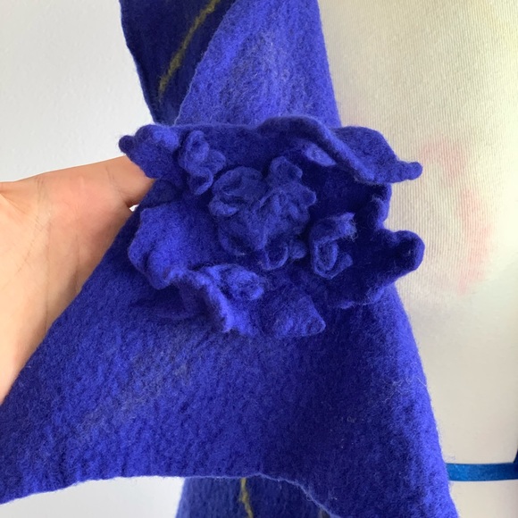 ✨Exclusive one of a kind eco-friendly vest&gloves✨ - Picture 3 of 8